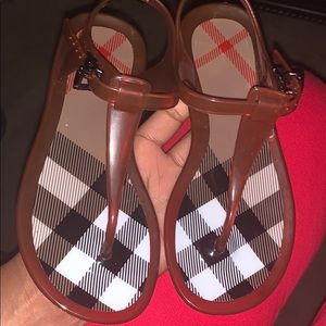 Authentic girls Burberry Sandals Size 30